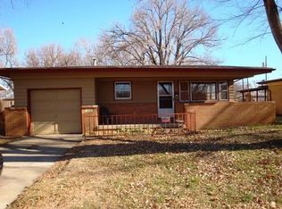 2810 S Bonn Ave, Wichita, KS 67217