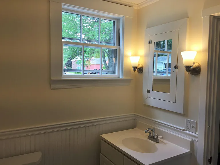 14 S Chestnut St — Photo 39
