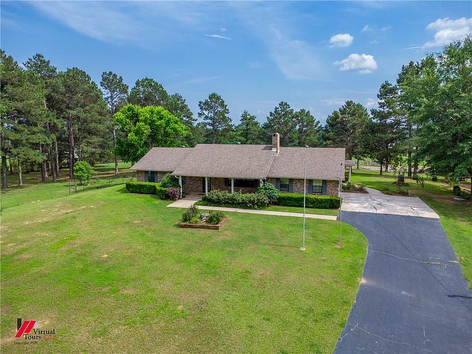 1st image of 236 Charlie Cannon Rd