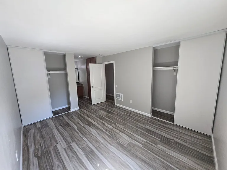 3454 Castle Glen Dr #113 — Photo 43