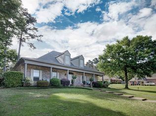 400 Fox Bay Dr, Brandon, MS 39047