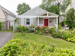 15 Leffingwell Pl, New Rochelle, NY 10801