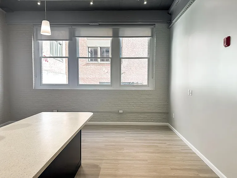 Chatham Lofts — Photo 32