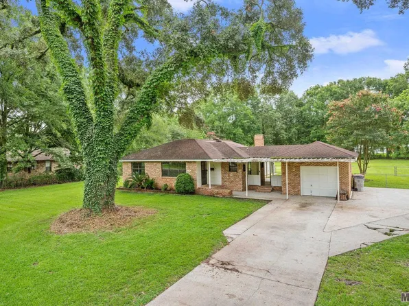 714 W Magnolia Dr, Baker, LA 70714