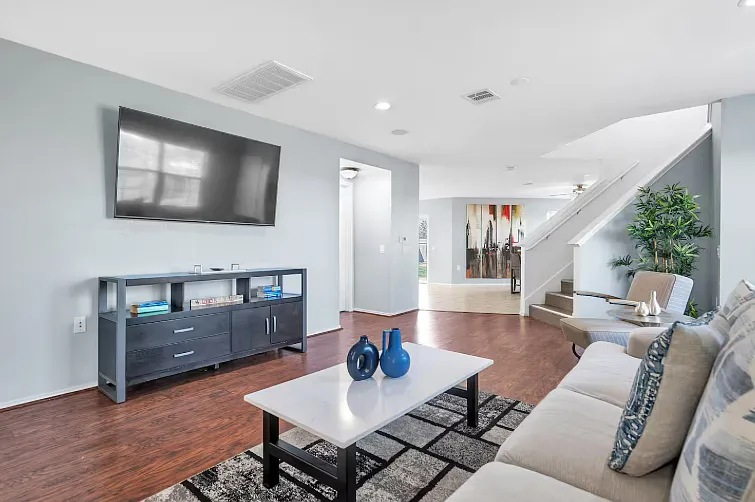 5808 Ann Jene Ct — Photo 4