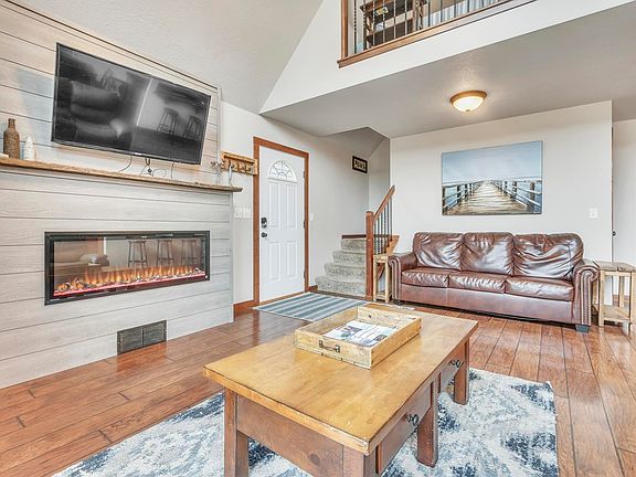 4th image of 290 240th Ave #154
