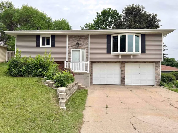 2205 Fairview Dr, Norfolk, NE 68701