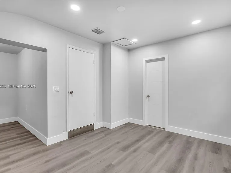 648 South Dr — Photo 6
