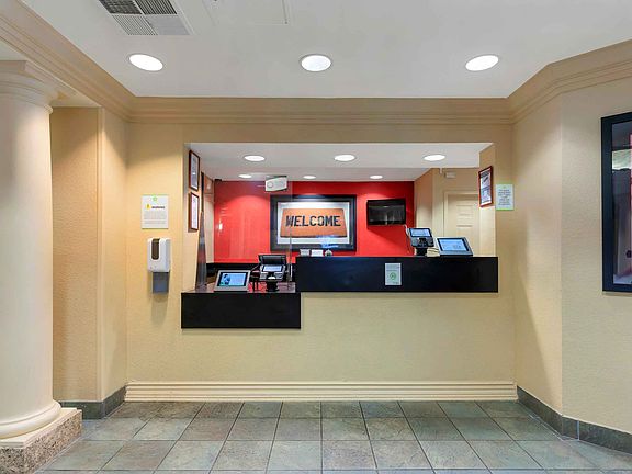 Lobby and Guest Check-in