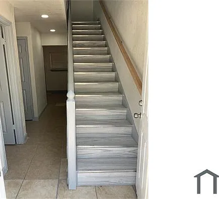 4620 San Jacinto St — Photo 1