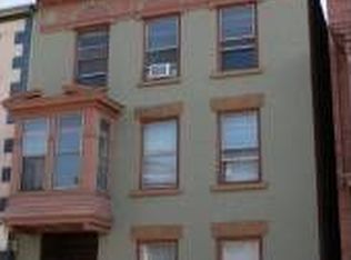 106 3rd St, Troy, NY 12180