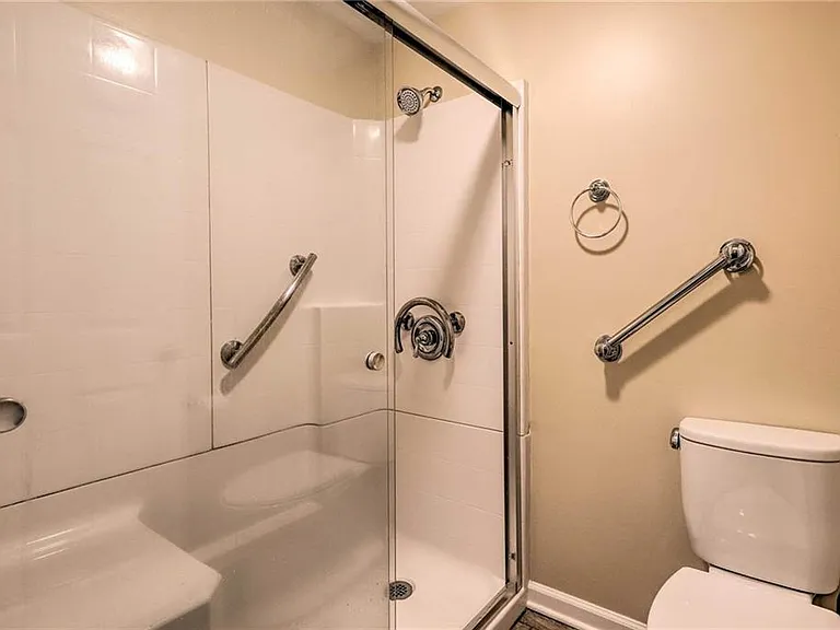 6207 Moss Dr — Photo 10
