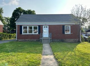 627 Dreamland Dr, Lexington, KY 40505