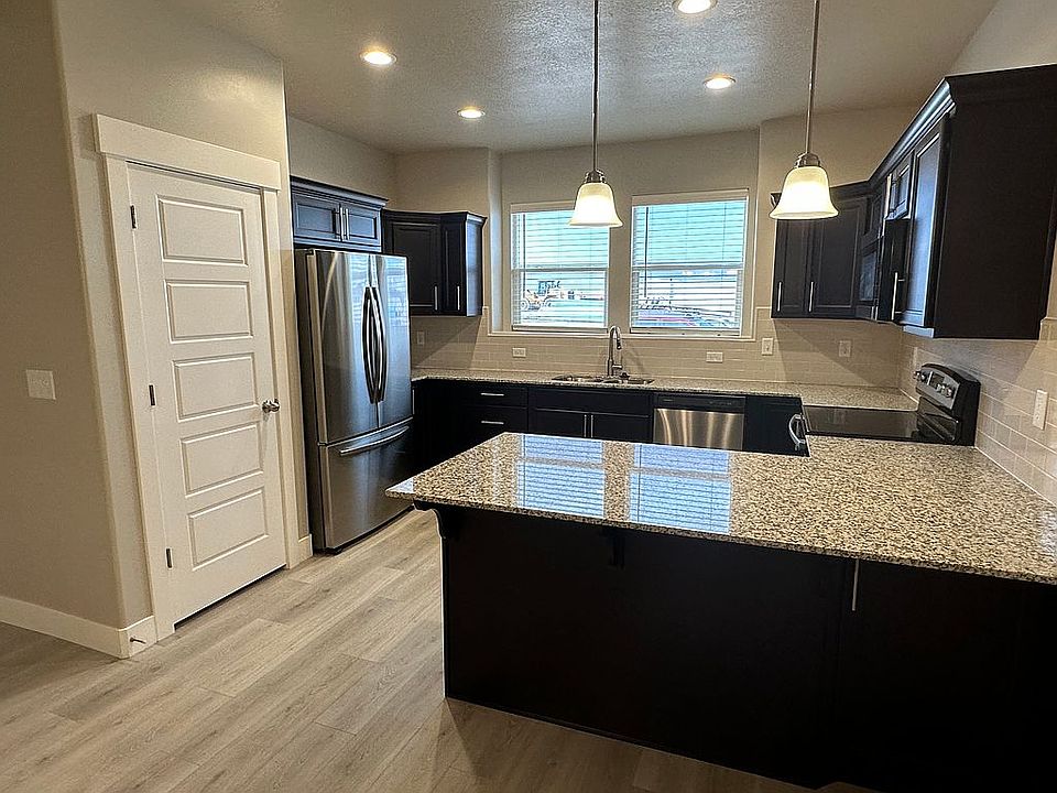 1st image of 4429 W Monument Peak Dr