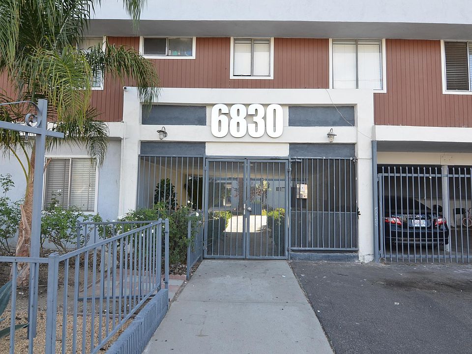 1st image of 6830 Woodley Ave #7