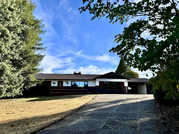 145 Squire Ln, Auburn, CA 95603