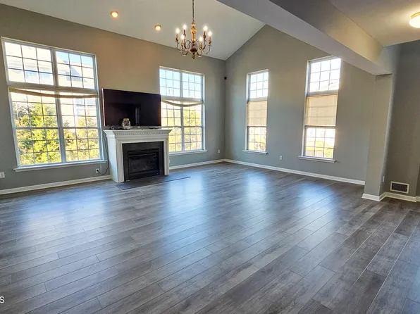 51 Farrah Drive, Manahawkin, NJ 08050