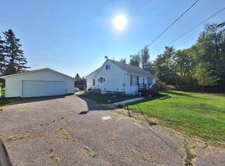 4620 E Fifteen Mile Rd, Barbeau, MI 49710