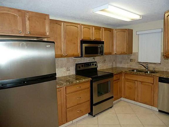 3rd image of 2400 Deer Creek Cc Boulevard #410-1