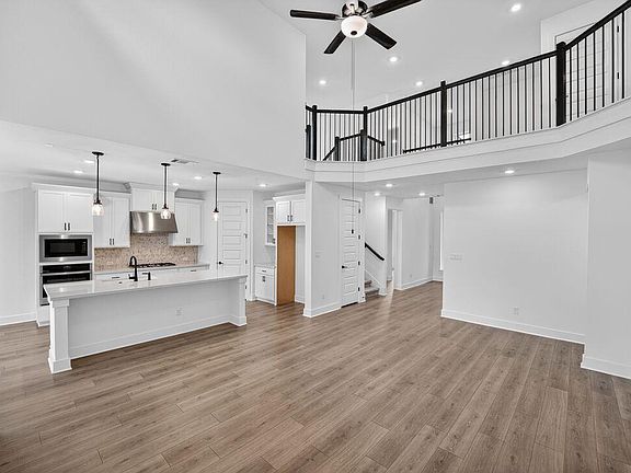 6th image of this home