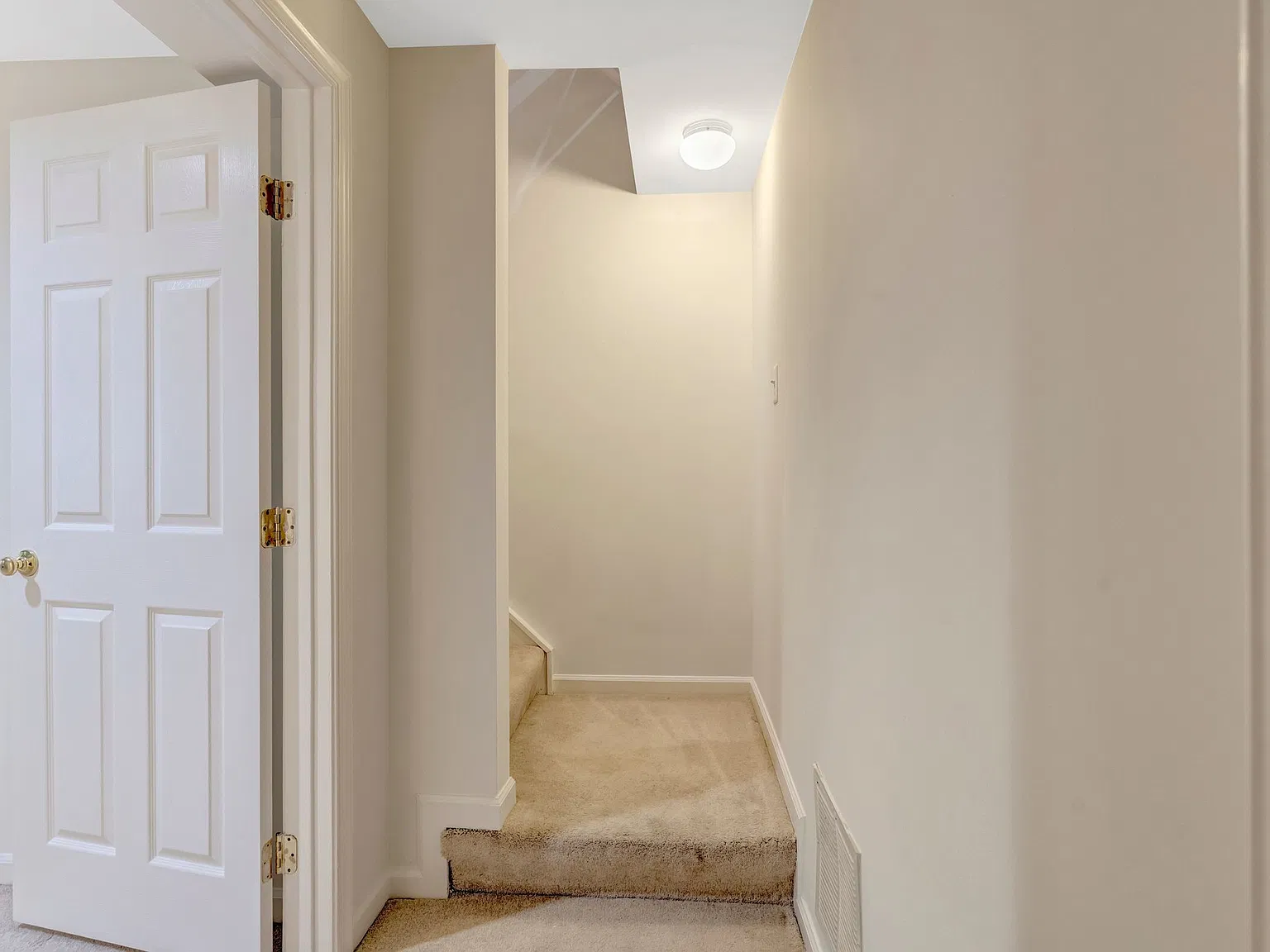 2 bed, 1500 sqft, $2,600 — Photo 4