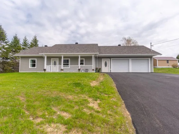 212 22nd Avenue, Madawaska, ME 04756