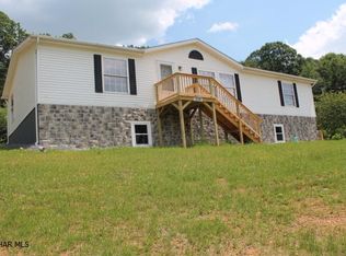 328 Fryes Hillside Dr, Williamsburg, PA 16693