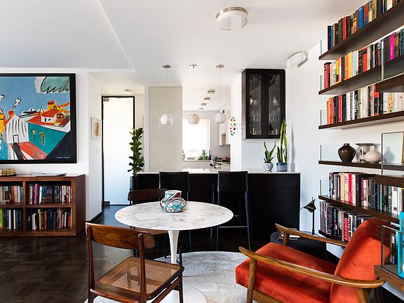 3rd image of 10 W 66th St APT 21A