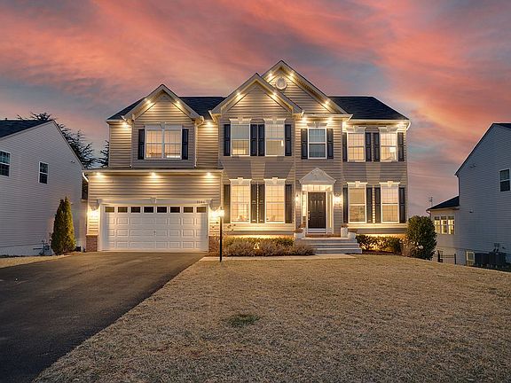 2nd image of 9046 Stone Crest Dr