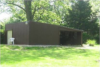 4th image of 8405 E 79th St