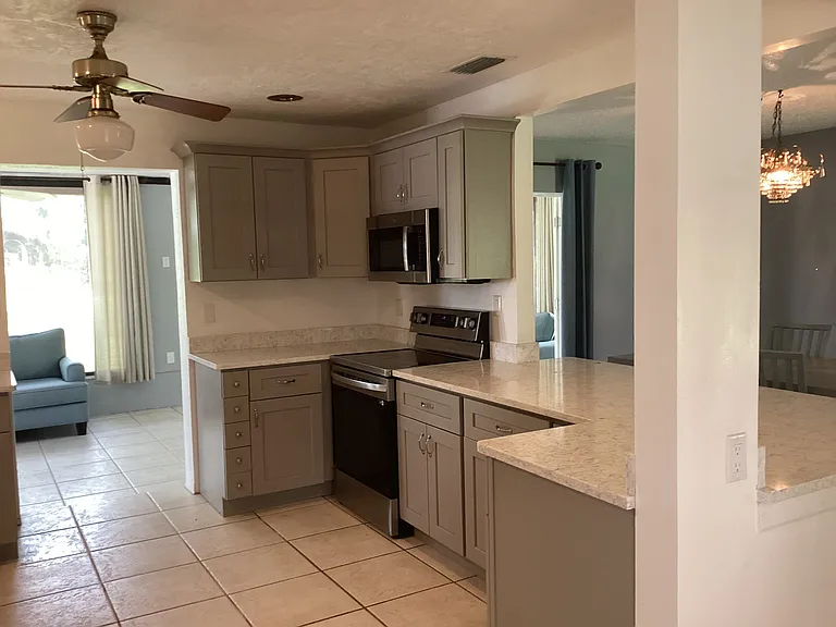 6211 Singletree Trl — Photo 12