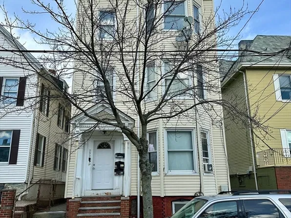 252 E Eagle St, East Boston, MA 02128