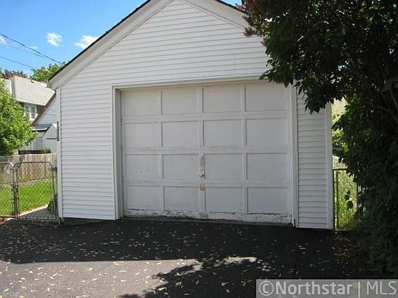 4th image of 1315 Thomas Ave
