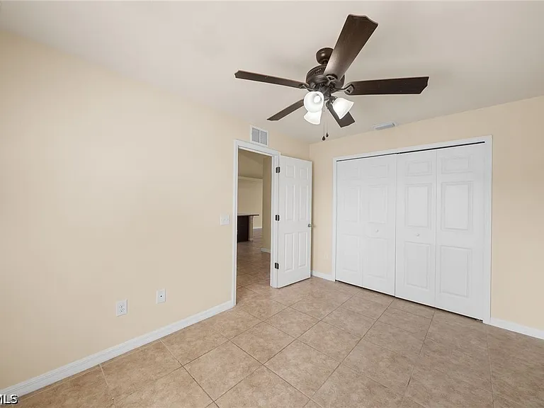 2820 SW 7th Pl — Photo 6