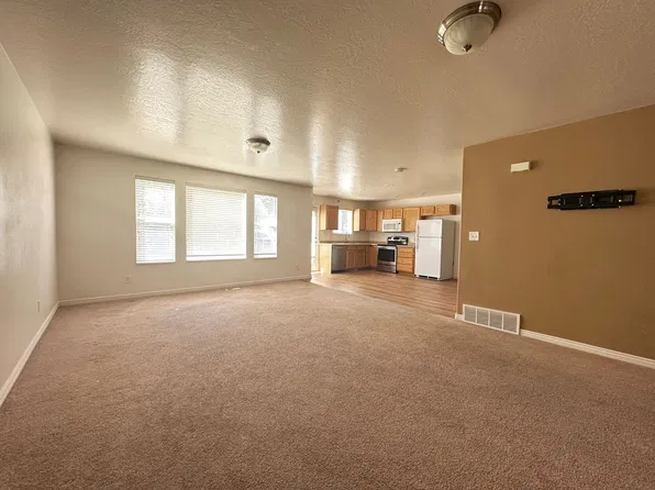 5543 W Copper Park Dr, Herriman, UT 84096