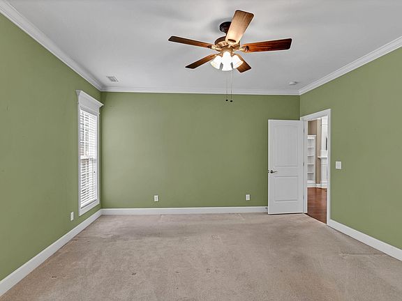 4th image of 3325 Cornerstone Dr