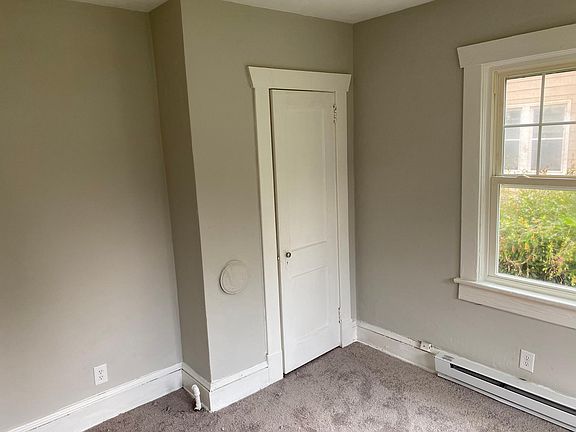 4th image of 224 Glendale Ave #2