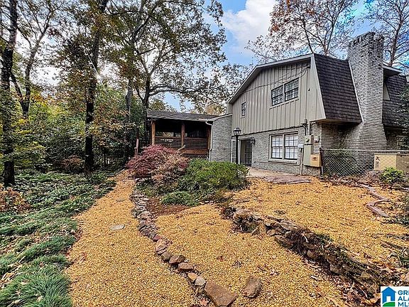 2nd image of 636 Paden Dr