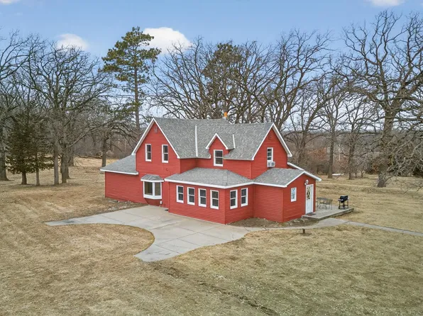 11216 Saint Croix Trl, North Branch, MN 55056