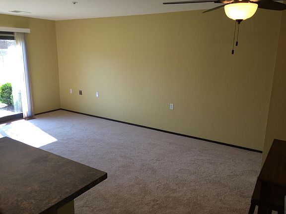 4th image of 9057 N Park Plaza Ct #9057