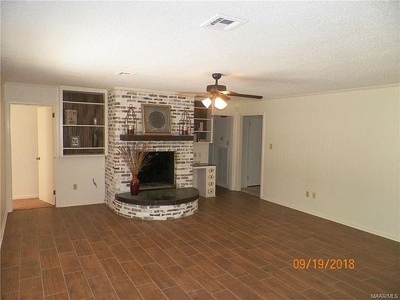3rd image of 137 Arrowhead Dr