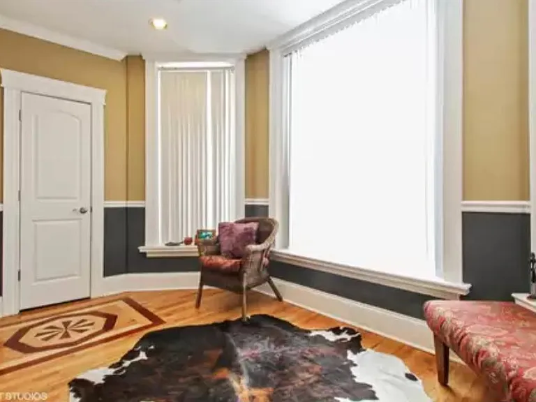 839 E Drexel Sq #2 — Photo 2