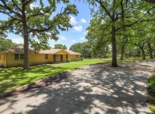 2760 Fuller Wiser Rd, Euless, TX 76039