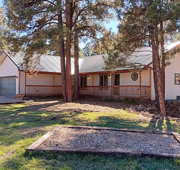 278 Lakewood St — Photo 3