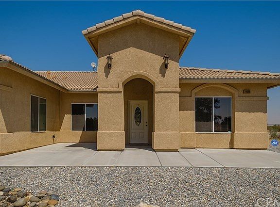 5th image of 26688 Lakeview Dr