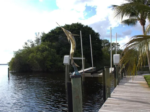 2744 NW Howard Creek Ln, Stuart, FL 34994