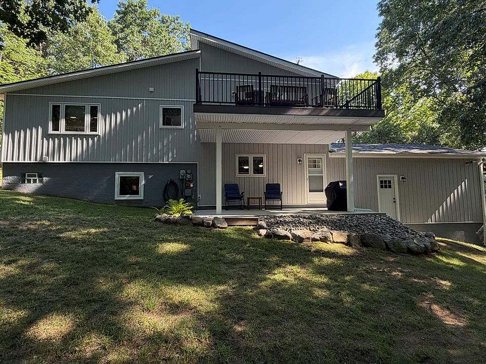 825 Rowlinson Ln, photo 30