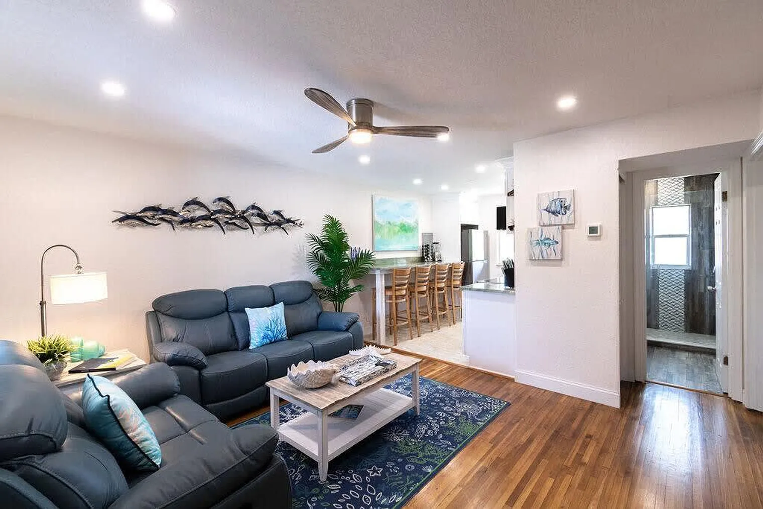 2 bed, 1.0 bath, $3,438 — Photo 1