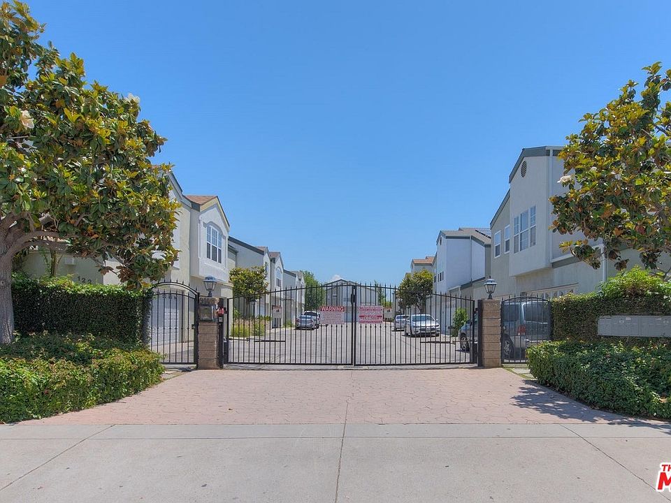 1st image of 9146 Lemona Ave Unit 114