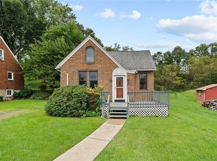 12 Sunrise Dr, Pittsburgh, PA 15236